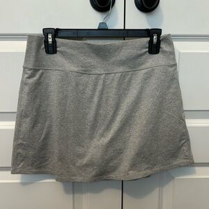 Vuori halo performance skirt size medium
